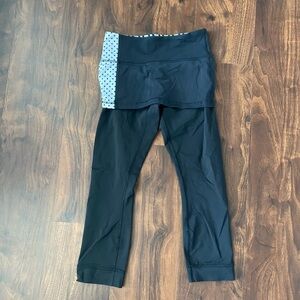 Lululemon Black A Go Go Crop Skirted Tights size 4